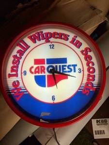 lot 425 image: Carquest Retail Display Lighted Wall Clock