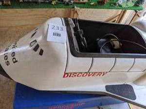lot 233 image: Spaceship Kiddie Ride (Check out the video)