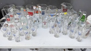 lot 236 image: Large Bar Glassware Lot