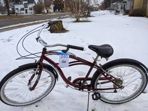 lot 240 image: Vintage Style Pacific Mens Bicycle