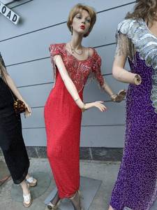 lot 625 image: Mannequin-Female