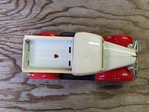 lot 529 image: Texaco Vintage Model Truck