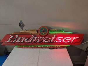 lot 250 image: Large Budweiser Neon Sign