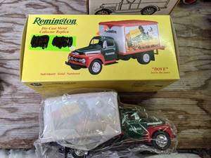 lot 540 image: Replica Truck With Remington Advertising