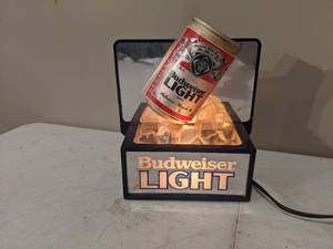 lot 346 image: Budweiser Light Light Up Tabletop Retail Display