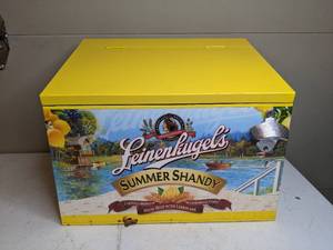 lot 347 image: Leinenkugels Summer Shandy Metal Cooler