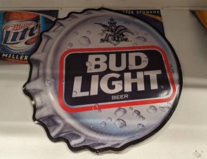 lot 362 image: Bud Light Metal Bottle Cap Sign