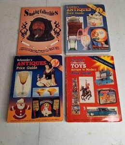 lot 364 image: Four 1990s and Early 2000s Antiques Price Guides