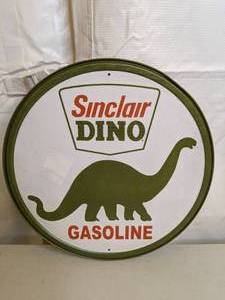 lot 450 image: Sinclair Dino Gasoline Sign