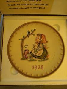 lot 1578 image: 4 Hummel Plates (858)