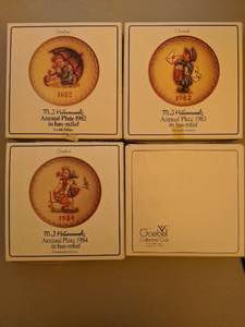 lot 1580 image: 3 Hummel Plates (859)