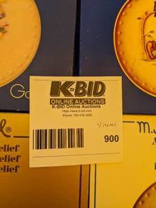 lot 900 image: 4 Hummel Plates
