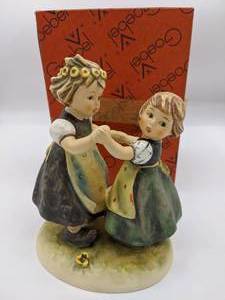 lot 916 image: Hummel Figurine in Box