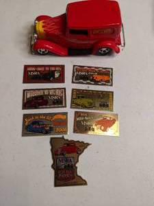 lot 685 image: Racing Champions Back to the Fifties 32 Ford Delivery Van Diecast Replica