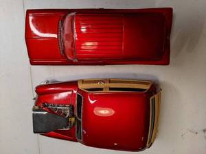 lot 689 image: Replica 1950s Autos