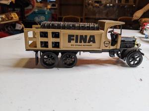 lot 1300 image: 1930 KERR MCGEE REFINING CORP.TANKER BANK - FINA BIG SPRING REFINERY TRUCK