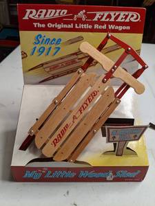 lot 1306 image: RADIO FLYER MY LITTLE WOOD SLED MODEL 903 8 NEW IN BOX 1998