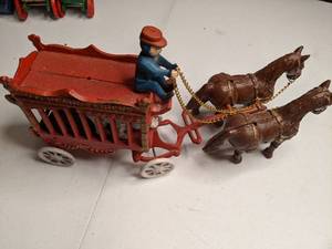 lot 1310 image: 1930s Cast Iron Kenton Overland Circus Wagon