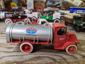 lot 649 image: Replica Amoco Trucks