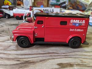 lot 658 image: Mills Replica Trucks