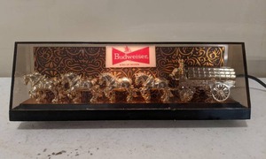 lot 399 image: Small Budweiser Clydesdale Lighted Display