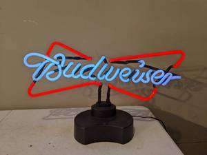 lot 1201 image: Neon Tabletop Budweiser Sign