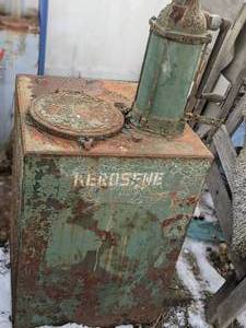 lot 1579 image: Vintage Kerosene Looper (857)