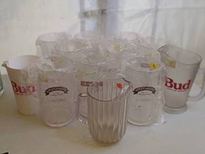 lot 782 image: One Dozen Beverage Pitchers