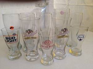 lot 787 image: Assorted Bar Glassware
