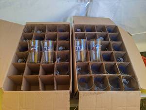 lot 788 image: (41) Miller Lite Lunkers Pint Glasses