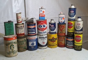 lot 1008 image: Petroliana Extravaganza