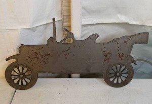 lot 725 image: Old Timey Metal Car Cutout