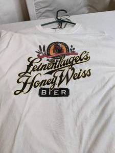 lot 1030 image: Four T-Shirts Camel & Leinenkugels