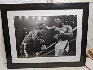 lot 1040 image: Framed Muhammed Ali The Champion Art Print