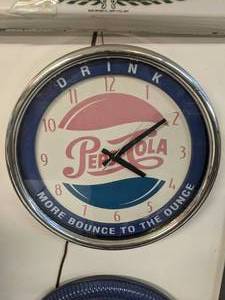 lot 1102 image: 1997 Pepsi-Cola Wall Clock