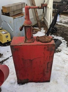 lot 850 image: Vintage oil tank and pump dispenser