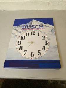 lot 199 image: Busch Beer Mountain Scene Wall Clock