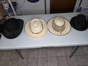 lot 943 image: Lot of 4 Hats