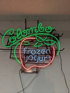lot 948 image: Colombo Frozen Yogurt Neon Sign