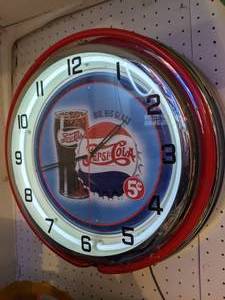 lot 952 image: Old Style Lighted Pepsi Wall Clock