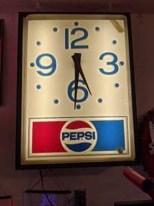 lot 958 image: Vintage Pepsi Wall Advertising Clock