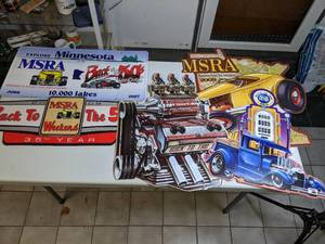 lot 968 image: Metal Minnesota Hot Rod Signs