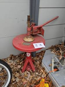 lot 44 image: Vintage Tire Changer