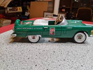 lot 1363 image: 2 Collectible Cars and a Gold Car Clock