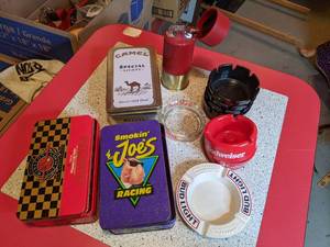 lot 1380 image: Smokers jackpot.  An assorted of smoking related ephemera