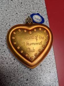 lot 1343 image: The heart of the u2 hummel Club Christmas ornament