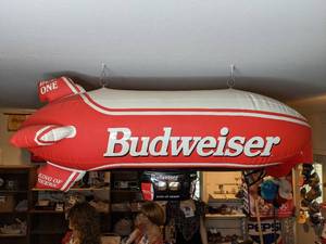 lot 1287 image: Budweiser Inflatable Blimp