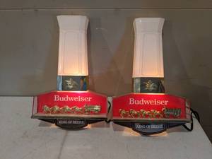 lot 1233 image: Vintage Budweiser Clydesdale Lighted Advertising