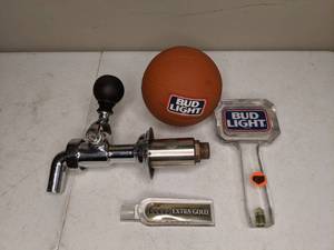lot 1264 image: Bud Light Basketball and Ashtray Beer Tap Coors Extra Gold Advertising