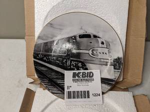 lot 1224 image: BNSF Railroad Injury-Free Employee Plate